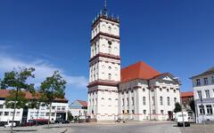 Maklenburgska na lodi a na kole