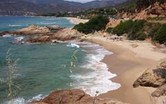 Korsika - pláž u Sagone.Foto: Josef Křetinský