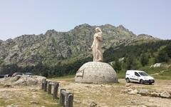 Korsika - průsmyk Col de Vergio. Foto: Josef Křetinský