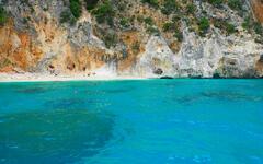 Pláže východního pobřeží Sardinie. Foto Josef Křetinský