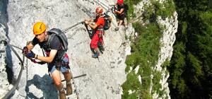 Via ferrata (zajištěné cety, Klettersteig)